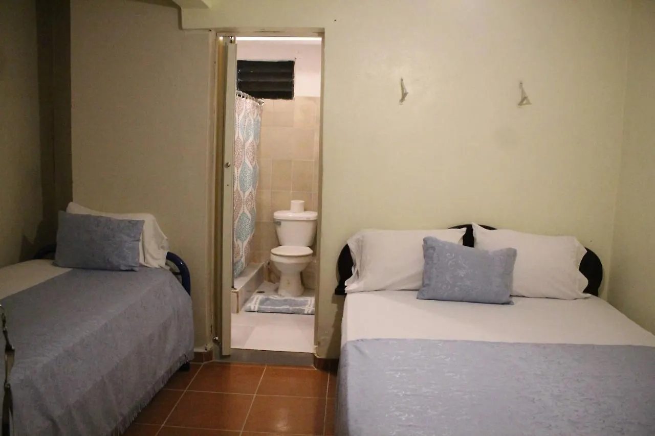 Bed & Breakfast Complejo Villa Las Palmeras Piscina, Billar, Jardin, Bbq @Drvacationsrental Samana Dominican Republic
