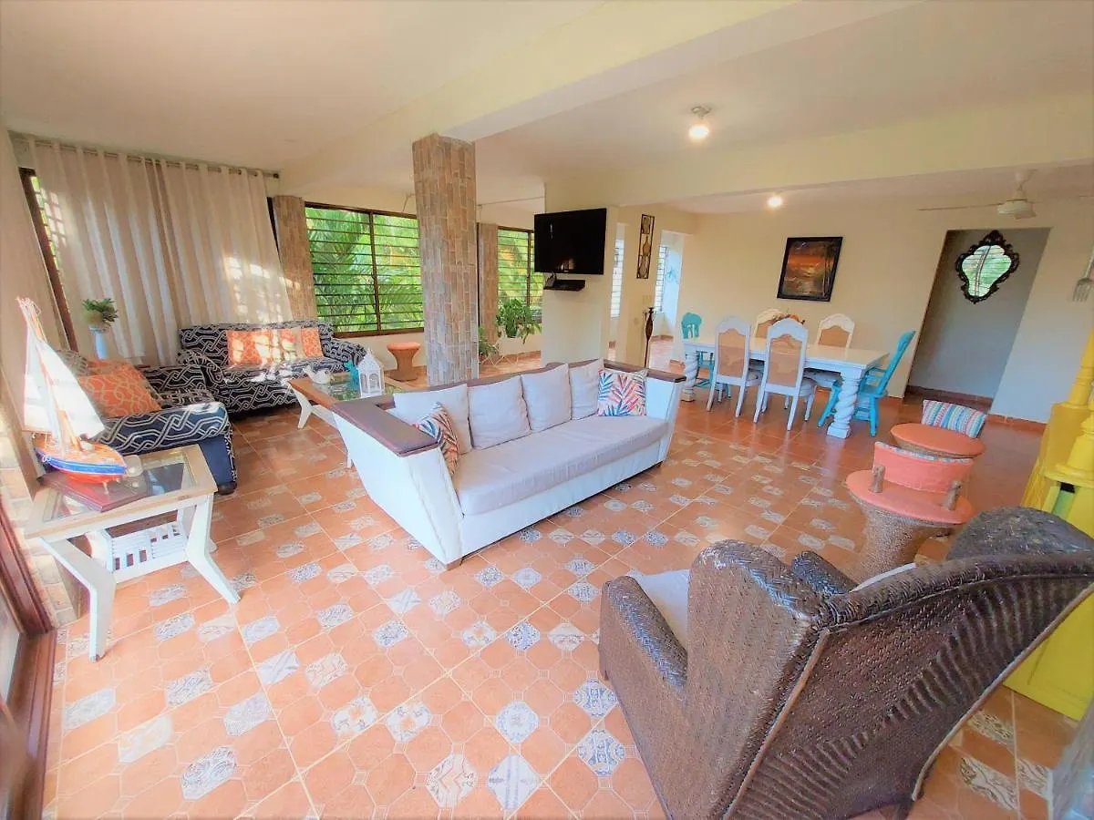 Complejo Villa Las Palmeras Piscina, Billar, Jardin, Bbq @Drvacationsrental Samana Dominican Republic